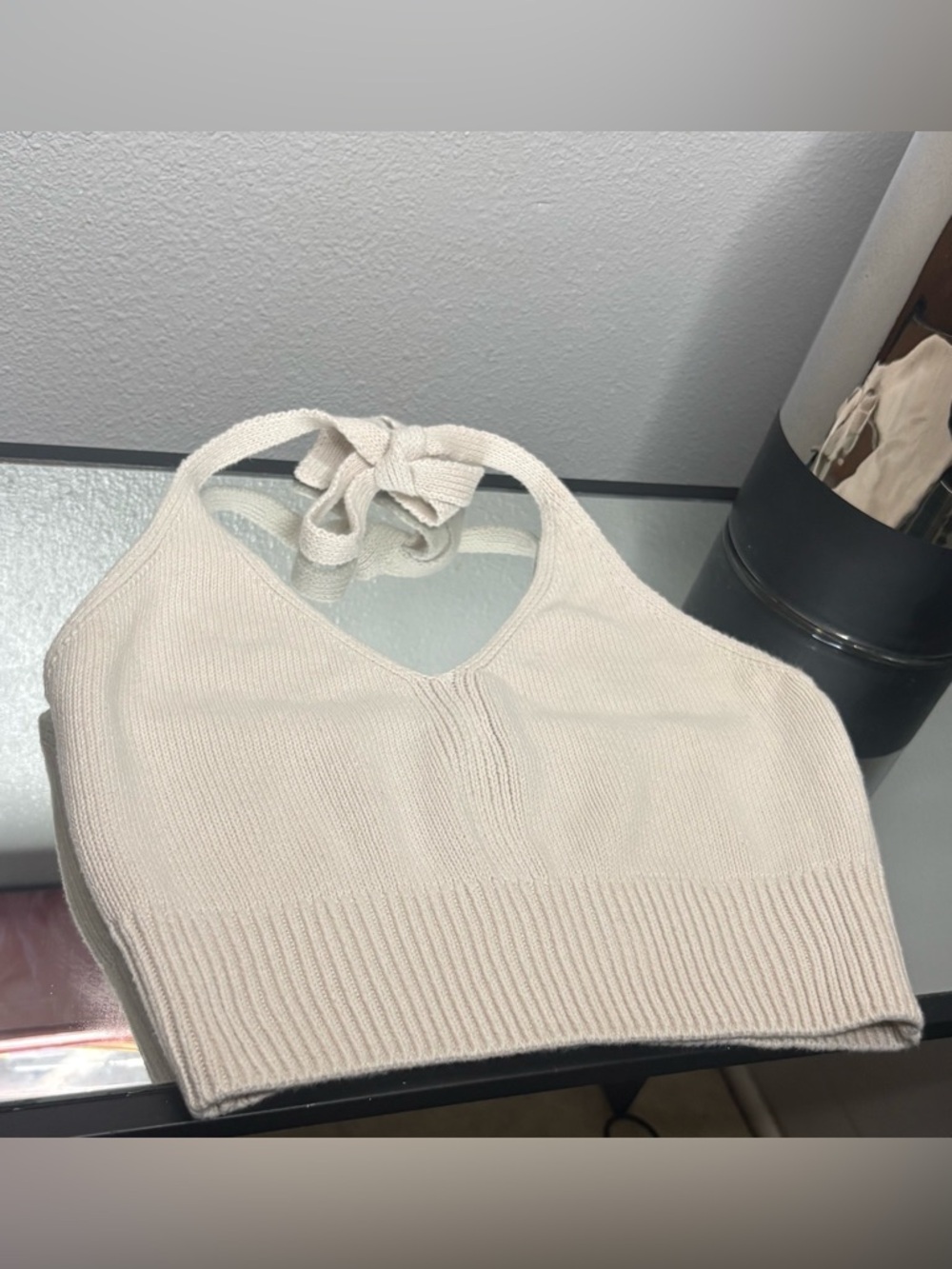 🌸Knit Halter Top🌸 - Picture 2 of 5